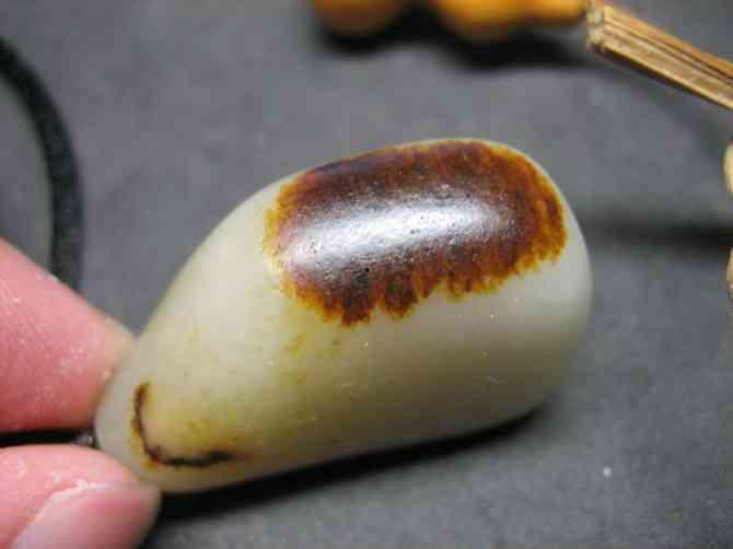 怎么看籽料上的皮色,自然与时间的艺术印记