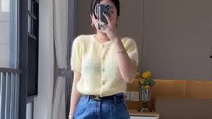 摊上个魂穿女网红,女网红的奇幻之旅