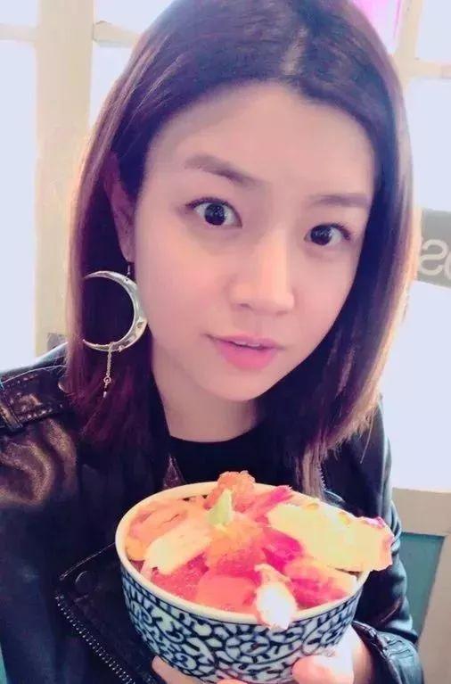 网红朵儿怎么消失了自拍,自拍成谜，真相揭晓