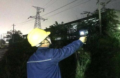 小哥吃瓜现场,揭秘娱乐圈最新热点事件