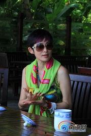 张敏明星现身照